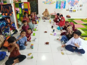 Cerianya Ramadhanku TK Aisyiyah 36 PPI dengan Bukber dan Tarawih