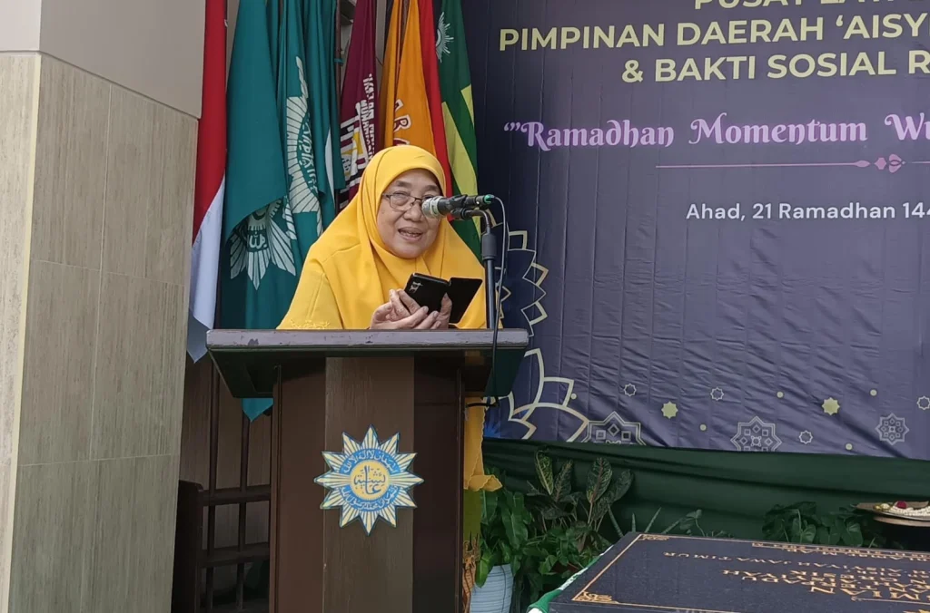 Warga Aisyiyah Diajak Giat Beramal sebagai Bekal Menghadapi Kematian