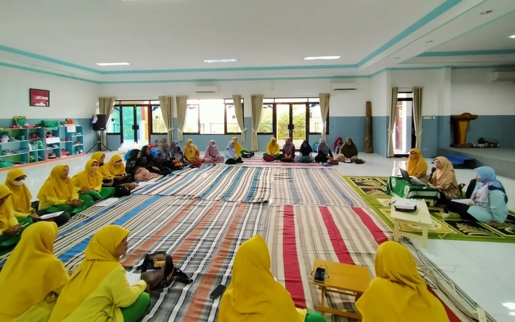 Pelatihan Penguatan Ideologi Guru dan Pegawai AUA PRA PPI