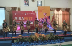 Tari Remo Sanggar Mutuba Muhiba Meriahkan Bisafest Lamongan