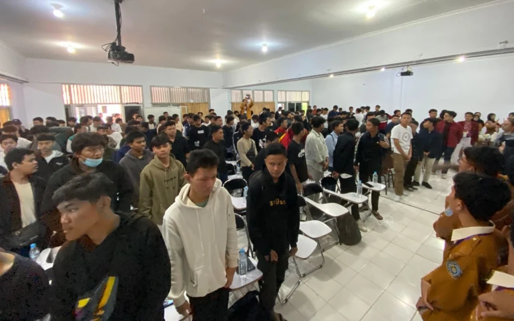 Turnamen Mobile Legends Prodi Sistem Informasi UMG Diikuti 200 Siswa SMA/SMK Se-Jatim