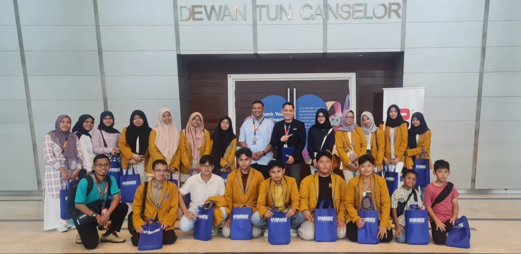 Kunjungi Kampus ‘BoBoiBoy’, Lawatan Siswa Smamsatu dan SD Mugres di Malaysia