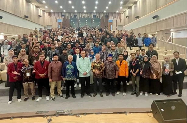 Masyarakat Global Memerlukan Visi Ulang Kemanusiaan