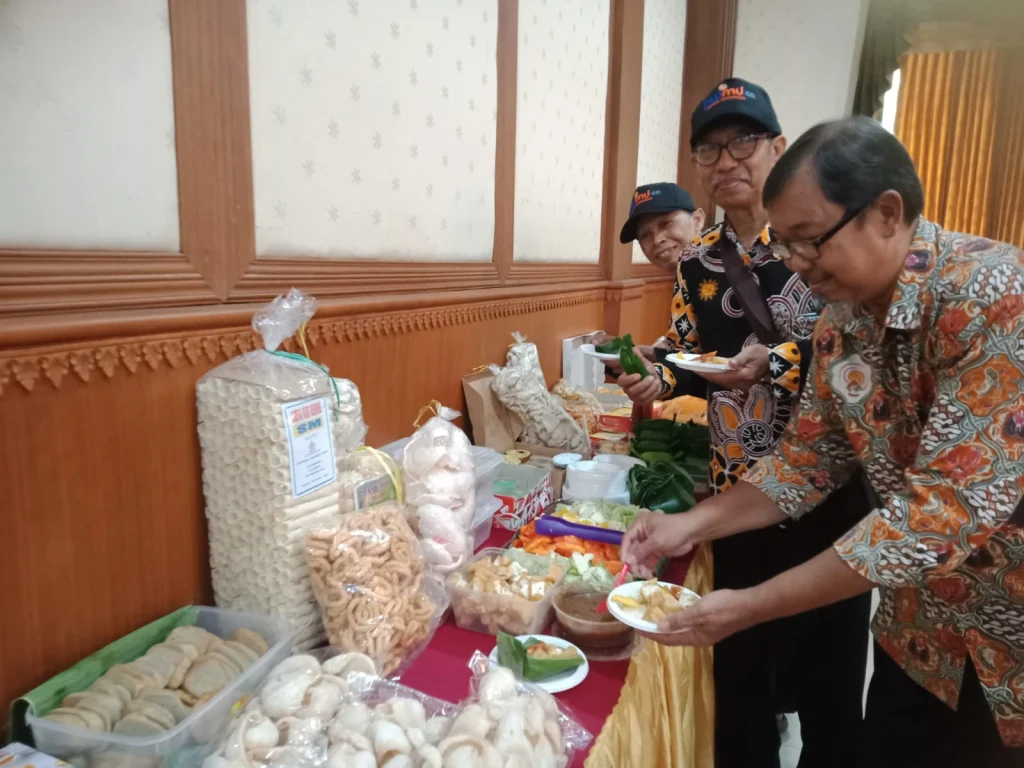 55 Macam Kudapan Khas Daerah Ramaikan Resepsi Milad Bersama Media PWM Jatim