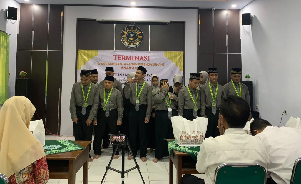 Terminasi LKSA Tunanetra Aisyiyah Ponorogo Penuh Haru