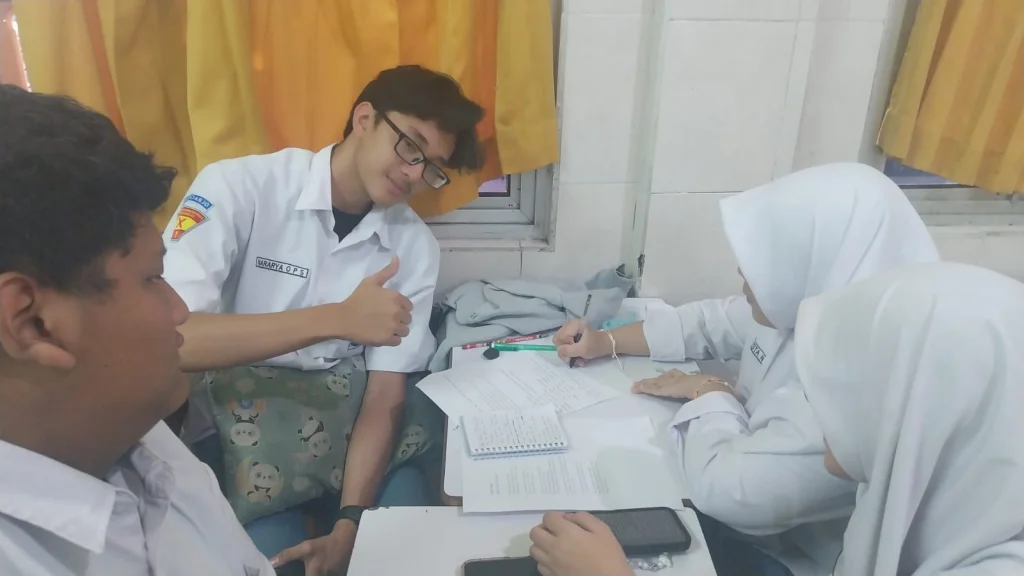 Puisi untuk Menguatkan Karakter Siswa