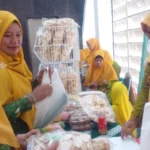 Bazar Gebyar Milad Aisyiyah Laris Manis