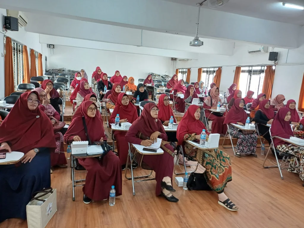 Informatif! Pelatihan Kesekretariatan dan Keuangan Bagi PCA Serta PRA