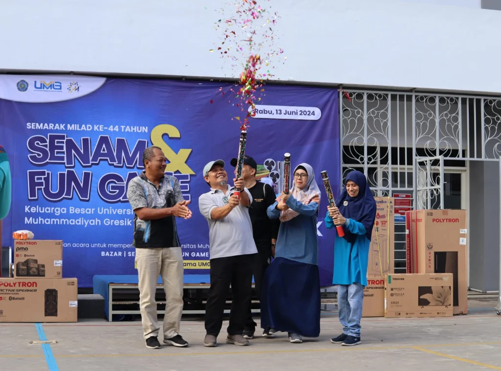 Senam dan Fun Game Ramaikan Semarak Milad UMG Ke-44