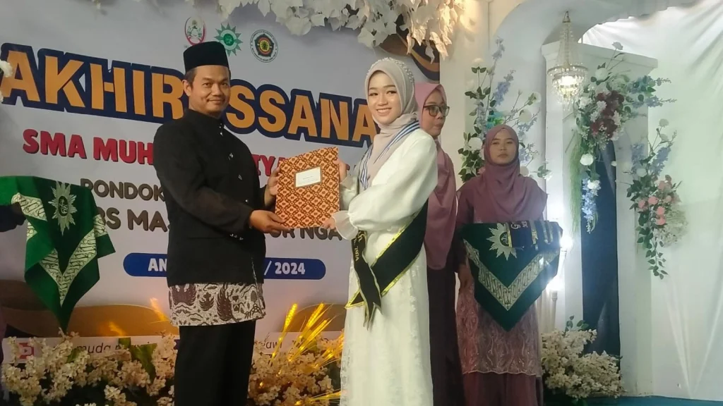 Wisuda Perdana MBS Mas Mansyur Ngawi, Hasil Ketekunan Santri