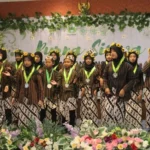 Puisi Menyentuh Hati di Purna Siswa SD Almadany