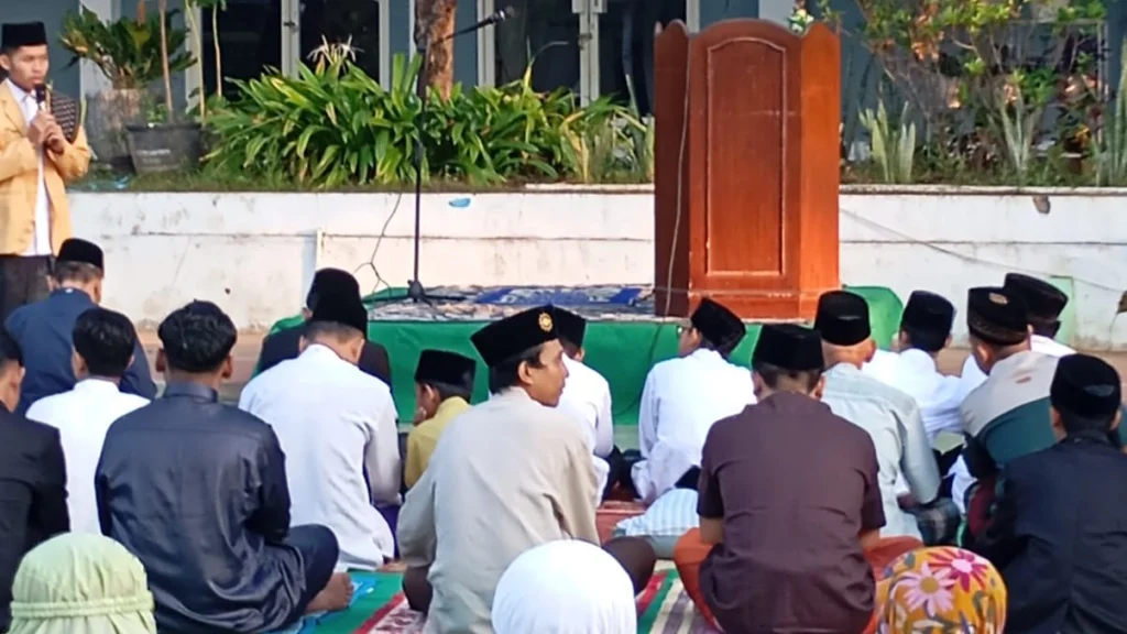 Panitia Shalat Idul Adha: Sarana Melatih Tanggung Jawab Santri SPEAM
