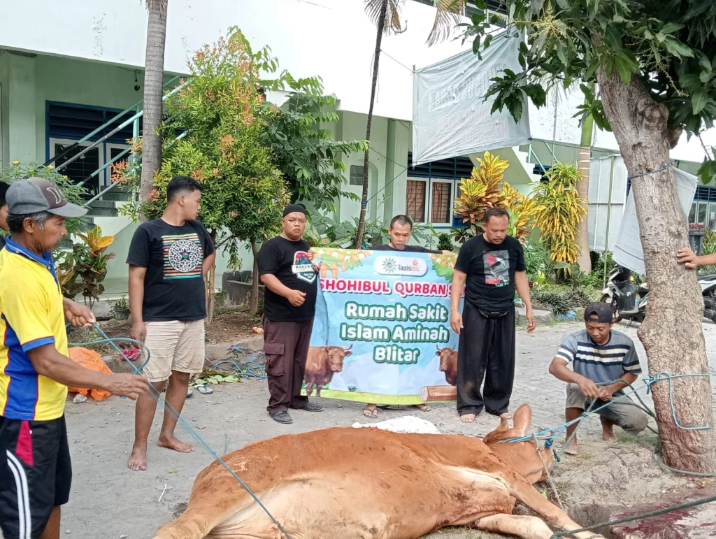 RSI Aminah Blitar Sembelih 6 Sapi dan 2 Kambing