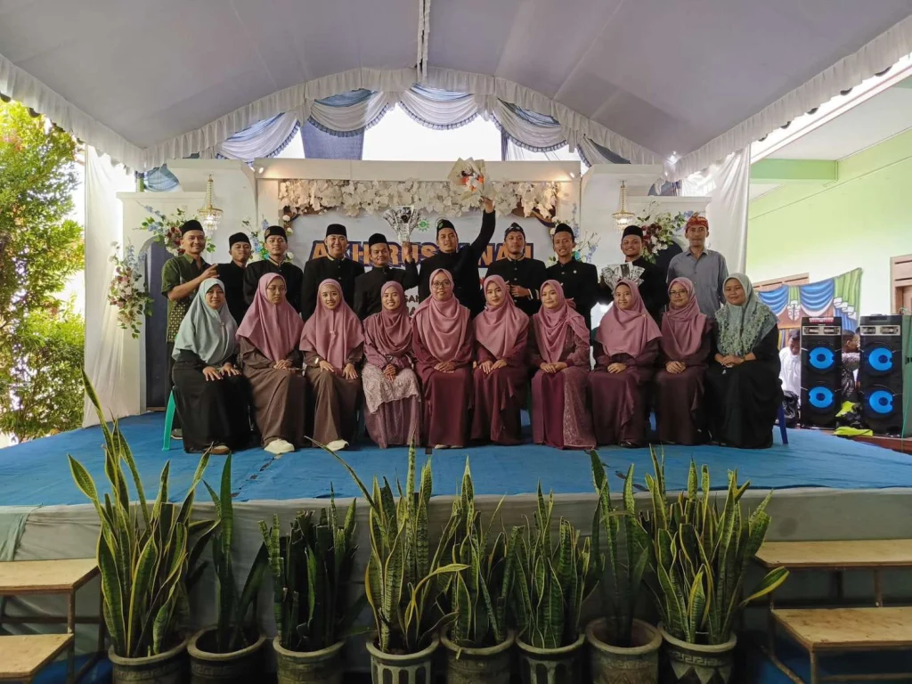 Haru Serta Gembira Mewarnai Akhirussanah SMAM 2 Ngawi dan MBS Mas Mansyur