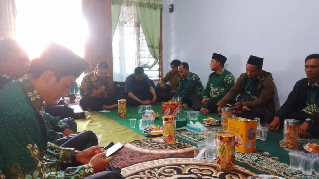 Guru Muha Pererat Silaturrahmi Lewat Anjangsana