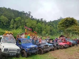 Setelah Enam Tahun Kebersamaan, Kelas VI ICP SDMM Adakan Field Trip Farewell