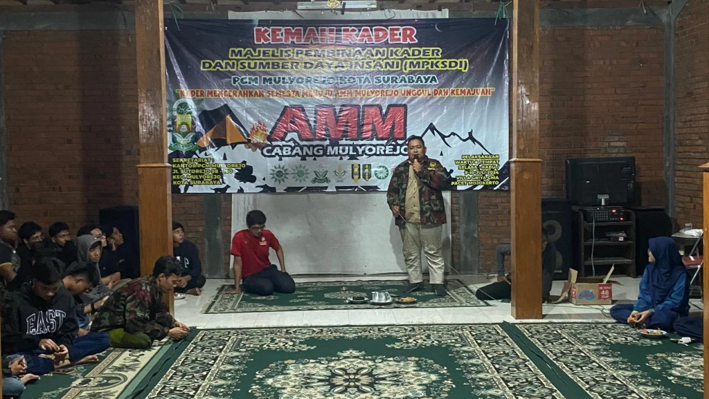 Hadiri Kemah Kader AMM Mulyorejo, Begini Pesan Cak Wo