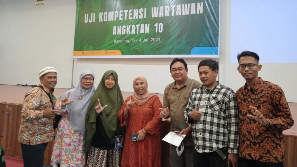 Hening Parlan: Selamatkan Bumi dengan Aksi Nyata