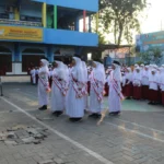 Begini Kesan Pertama Siswa Mengikuti Upacara Bendera di SDM Limas