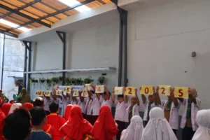 Inovatif Walking Tour dan Expo Kelas Prestasi Meriahkan MPLS Sekolah Inovatif