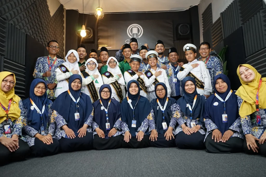 Lakukan Studi Inspirasi Ke SD Muhammadiyah Manyar, Kepala SDMP: untuk Mengambil Banyak Inspirasi