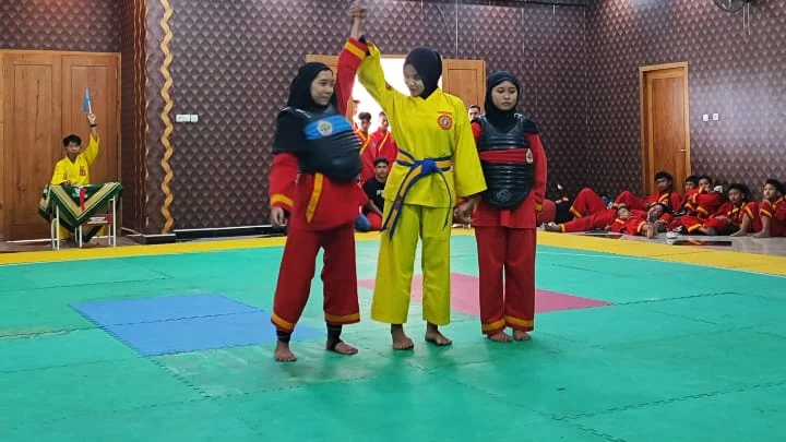 Atlet Tapak Suci SMA Muha Bawa Pulang Medali Emas Kejurda Banyuwangi