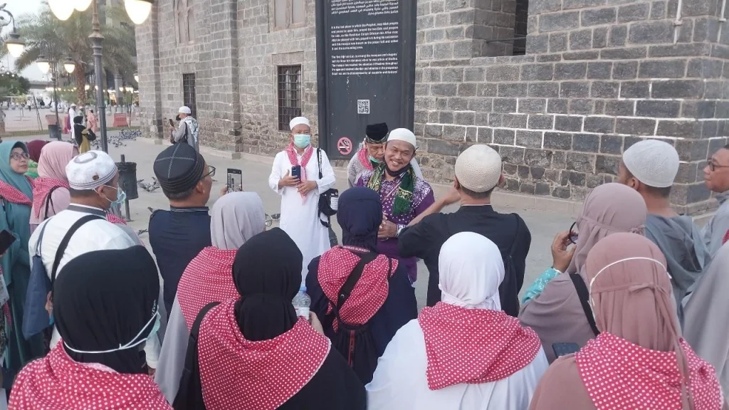 Jamaah Haji Baitul Athiq Kunjungi Tempat Bersejarah di Madinah