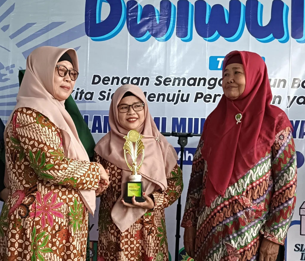 Gebyar Milad Aisyiyah, PRA Banyuwangi Raih Spesial Award 1