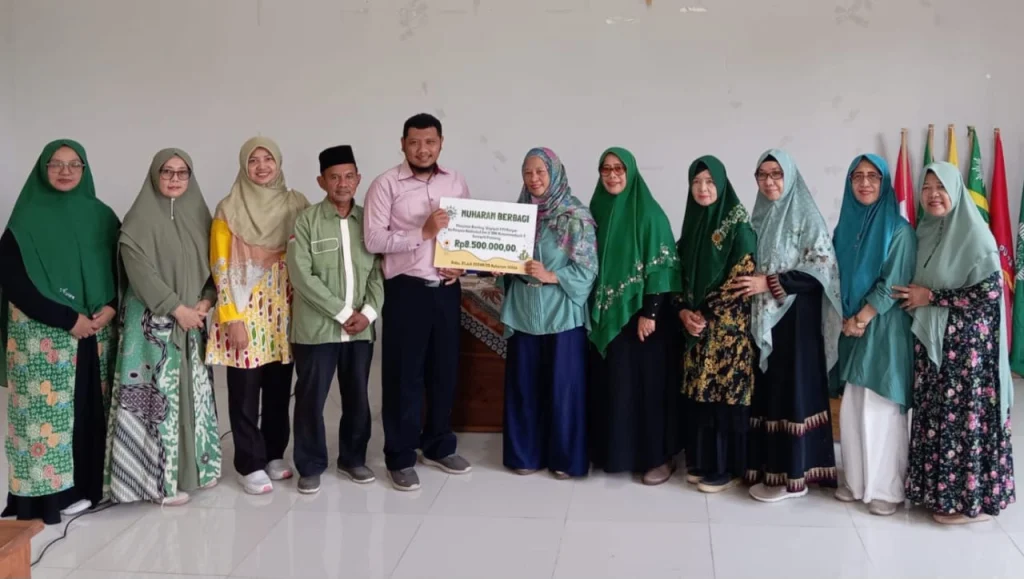 Aisyiyah Pongangan Berbagi dan Berinvestasi Ternak