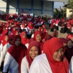 KKNMas Kelompok 72 Ikuti Jalan Sehat Bersama Ratusan Masyarakat Desa Mranggen