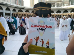 Resensi Buku Luwesitas IMM