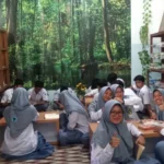 Siswa Smamsi Lakukan Literasi di Perpustakaan