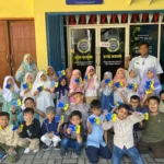 Siswa SD Ikrom Belajar Menabung Sejak Dini