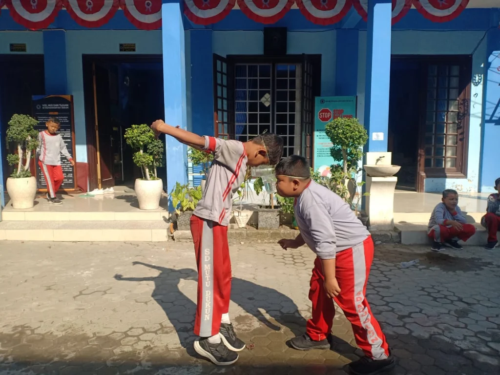 Semarak Peringatan HUT Ke-79 RI di SD Mutu Tops Dukun