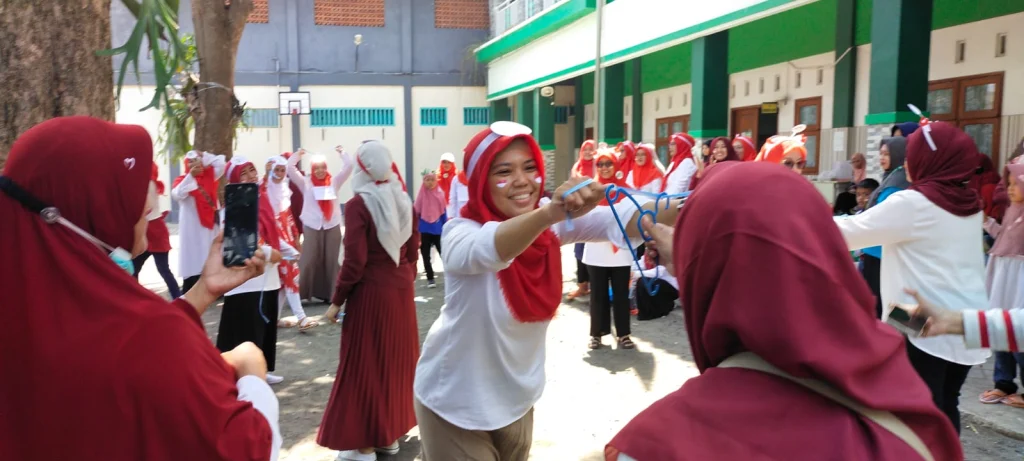 Ikwam SD Almadany Gelar Aneka Lomba Peringati HUT Ke-79 RI