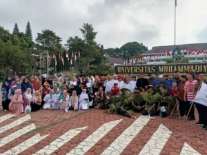 Santri PPI-AMF Ikuti Upacara Kemerdekaan Bersama UMM