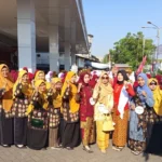 Gelora Semangat Kemerdekaan oleh SMP Meka di Ramayana Krian