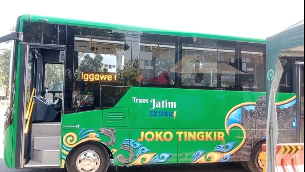 Hari Merdeka, Penumpang Trans Jatim Membludak