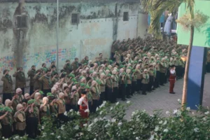 Suasana Khidmat Warnai Upacara Peringatan HUT Ke-79 RI di SD Mumtaz