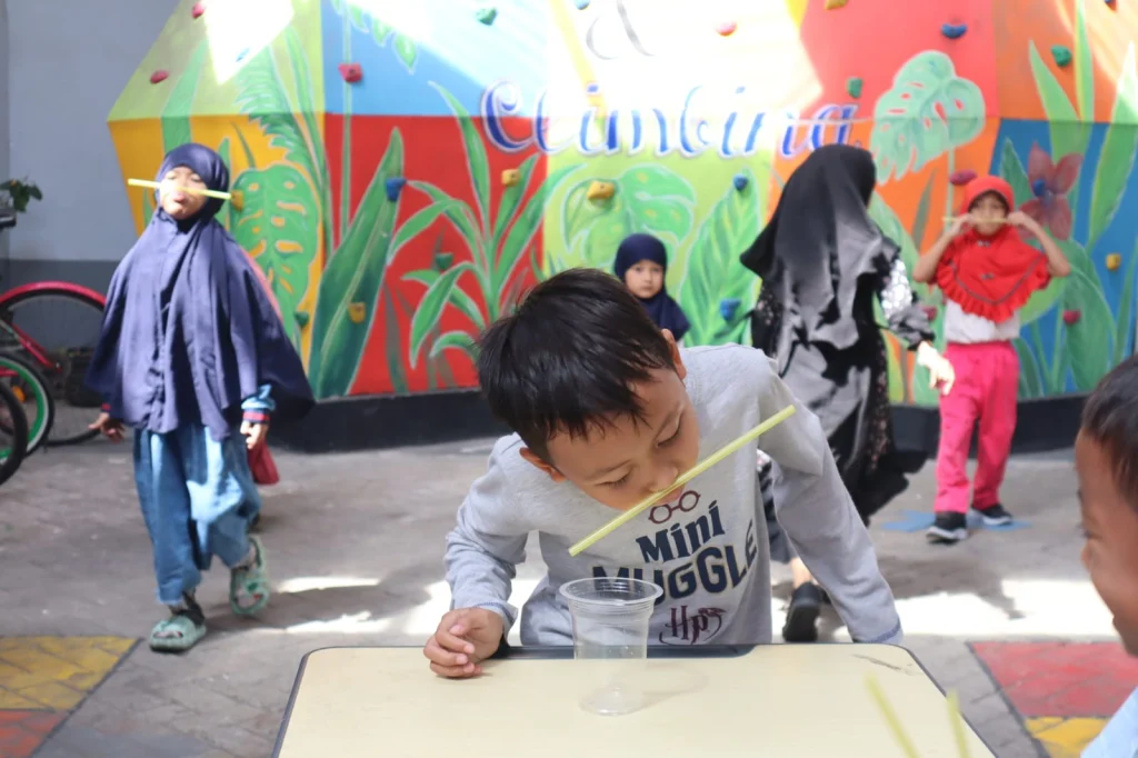 Beragam Lomba Turut Semarakkan Agustusan di Sekolah Inovatif