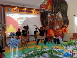 SMK Mulia Jember Meriahkan Milad Ke-9 dengan Berbagai Lomba dan Bakti Sosial