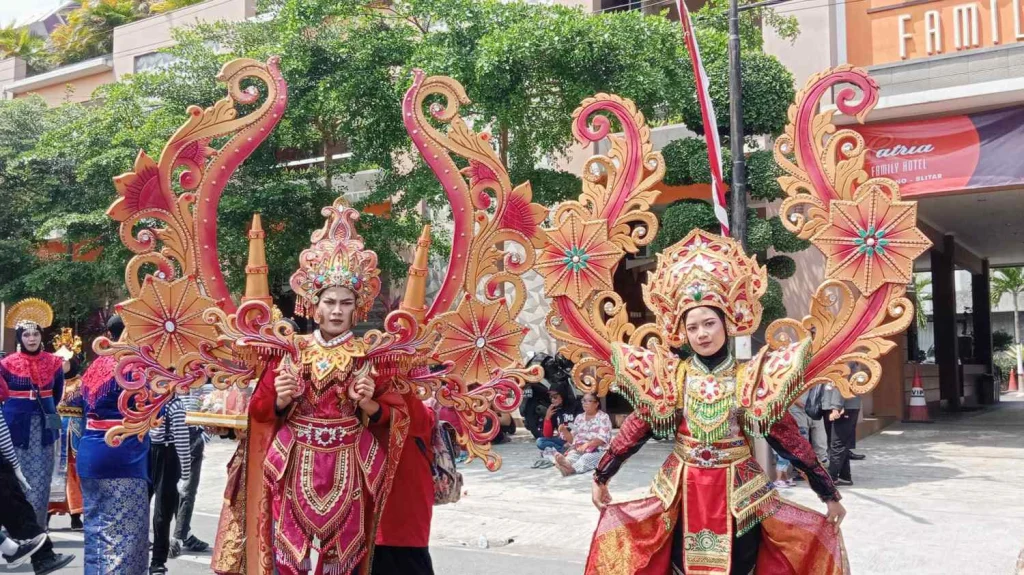 Berbagai Penampilan dari SD Muhtar Meriahkan Kepanjenkidul Carnival 2024