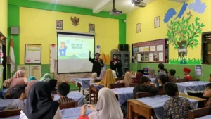 Stop Bullying di Sekolah, Mahasiswa PMM Gelombang 3 Kelompok 74 UMM Lakukan Edukasi Anti Bullying