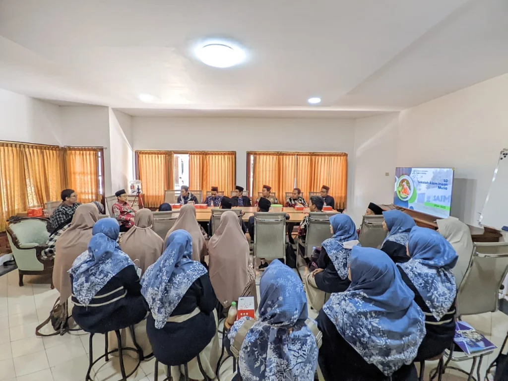 Dr H Sulthon Amin: Personal Branding yang Kuat dan Positif Jadi Kunci Kesuksesan AUM