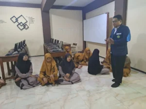Ada Komunitas Jurnalistik di Sekolahnya Para Pemimpin