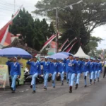 10 Regu Gerak Jalan SMA Muha Taklukkan Lintasan 8 KM dengan Bugar