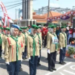 Tim Gerak Jalan SMK Pemuda Krian Hebohkan Penonton