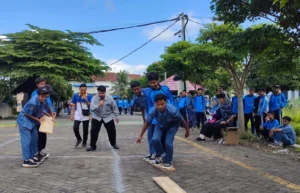 Lomba Balap Papan Semarakkan HUT Ke-79 RI di SMK Muda Genteng