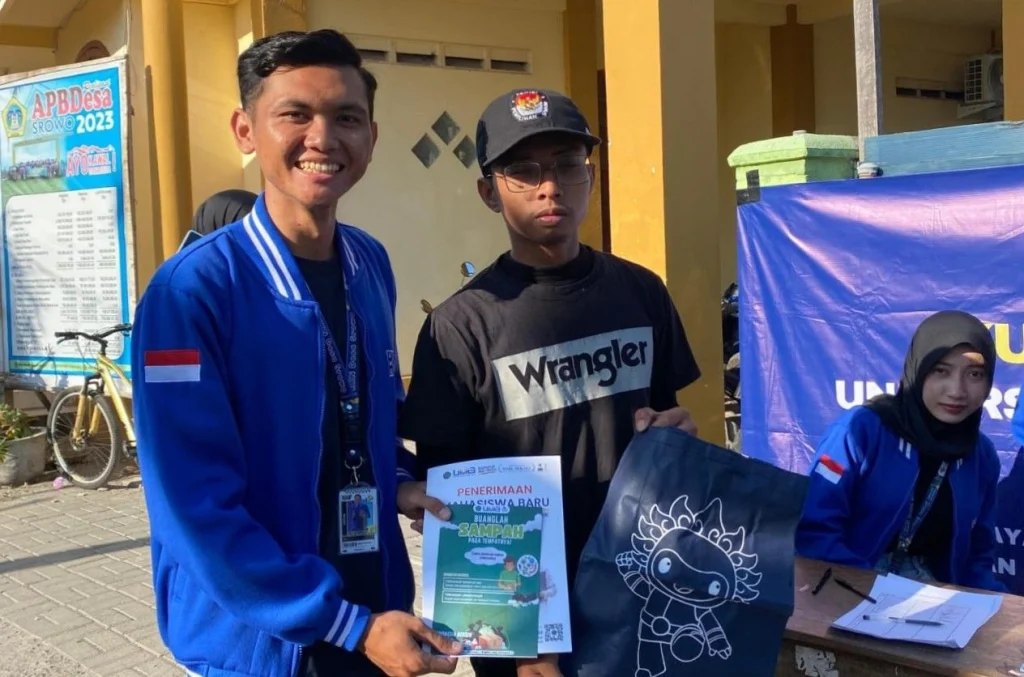 Mahasiswa KKN UMG Ajak Warga Desa Srowo Peduli Lingkungan