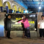 KKN Kelompok 16 UM Surabaya Hiasi Masjid Muhammadiyah Desa Sumengko Mojokerto